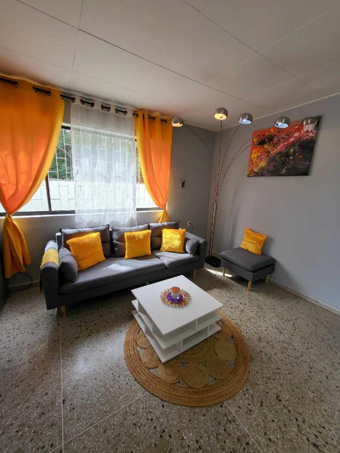 Welcome To Our Cozy Apartment! Вилемстад Екстериор снимка